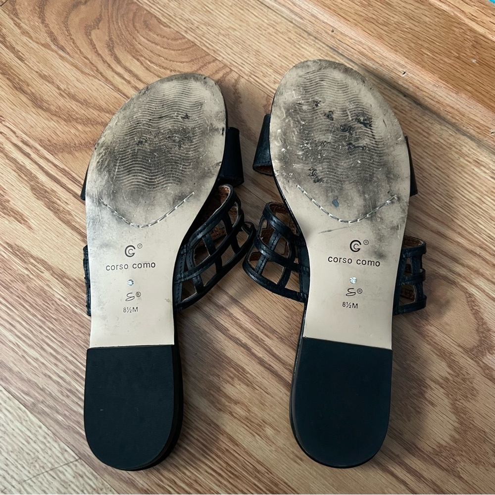 Corso Como Black Strappy Leather Sandals Size 8.5 M - Picture 3 of 4